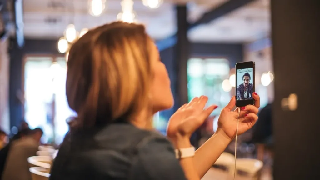 Long Distance Friendships After a Move