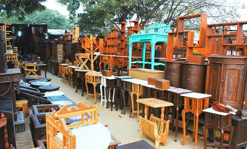 Old Furniture Markets in Gurgaon
