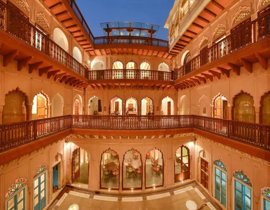 Dharma Hotel