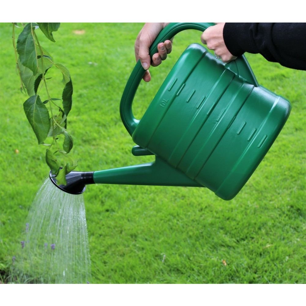 watering can
