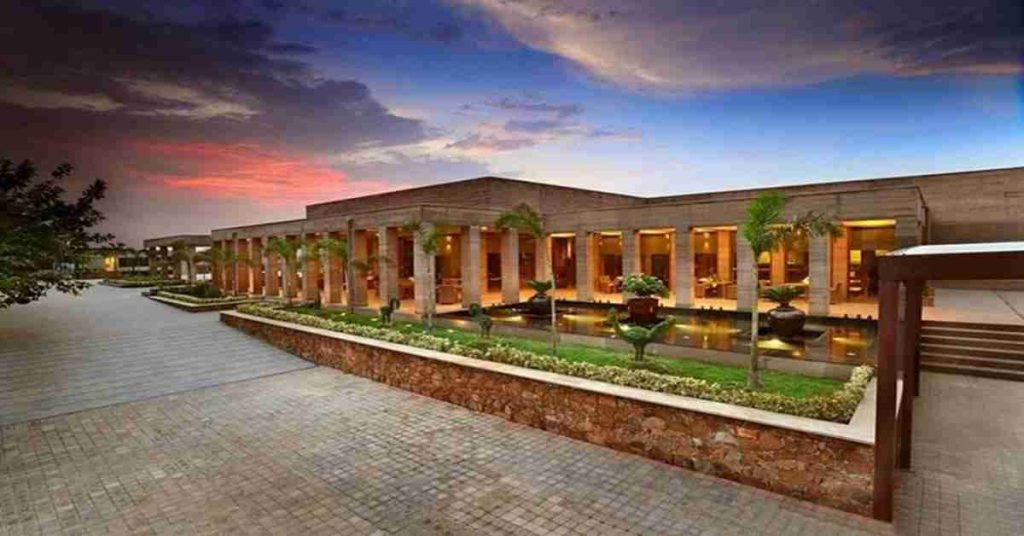 The Lalit Mangar