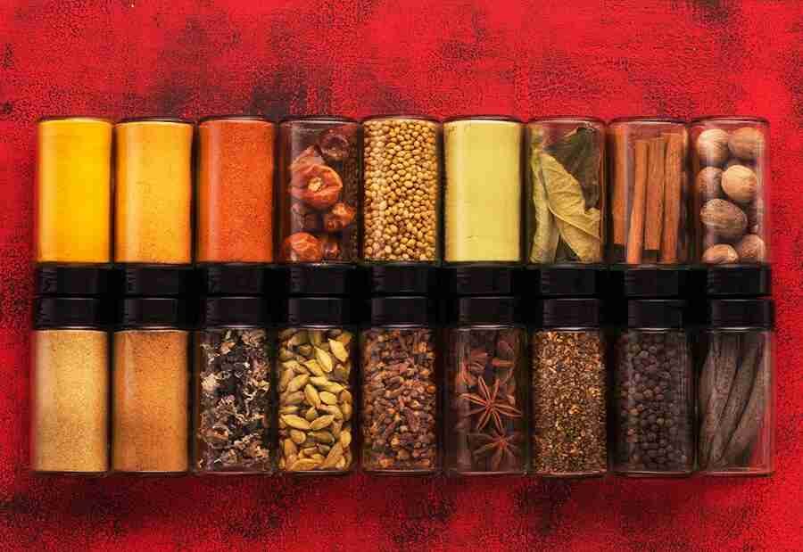 spices and snacks box