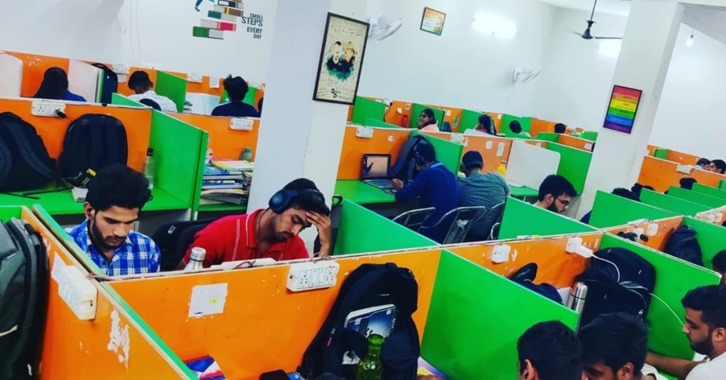 SUCCESS LIBRARY DLF COLONY