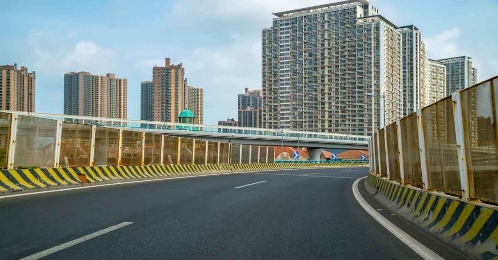 DLF Phase 4