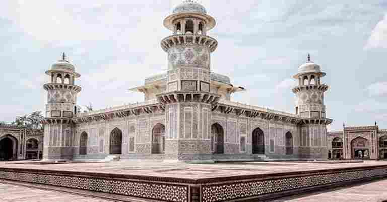 Itmad - ud - Daulah's Tomb